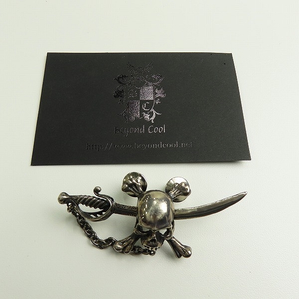 実際に弊社で買取させて頂いた【ギャラ付き】LEATHERS AND TREASURES/レザーズ&トレジャーズ スカルソード ピンバッジの画像 8枚目