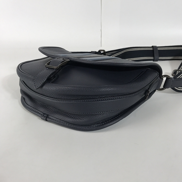 実際に弊社で買取させて頂いたCOACH/コーチ Hitch Crossbody With Varsity Stripe レザーショルダーバッグ C5382の画像 3枚目
