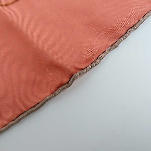 実際に弊社で買取させて頂いたHERMES/エルメス カレ90 馬小屋 シルク スカーフの画像 6枚目