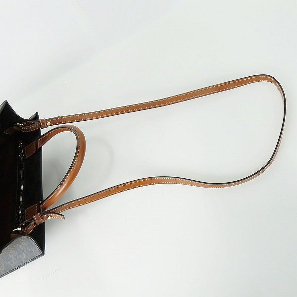 実際に弊社で買取させて頂いたCELINE/セリーヌ スモール バーティカルカバ トリオンフ 2way ショルダーバッグ/トートバッグ 191542BZKの画像 3枚目