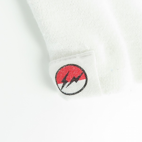 実際に弊社で買取させて頂いたFRAGMENT DESIGN×POKEMON/フラグメントデザイン×ポケモン THUNDERBOLT PROJECT パーカー XLの画像 4枚目