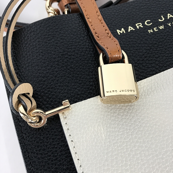 実際に弊社で買取させて頂いたMARC JACOBS/マークジェイコブス 2WAYバッグ ミニハンドバッグ ショルダーバッグ の画像 6枚目