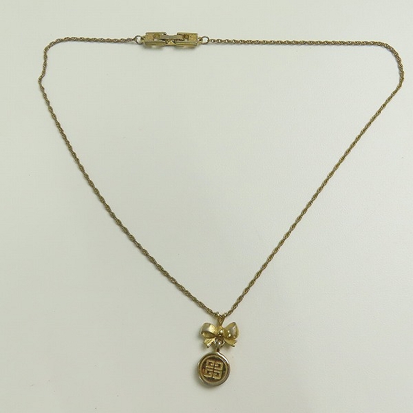 実際に弊社で買取させて頂いたGIVENCHY/ジバンシィ リボン 4Gロゴ ネックレス ゴールドの画像 8枚目