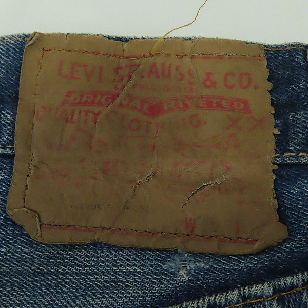 実際に弊社で買取させて頂いたLevis/リーバイス 501 ヴィンテージ 66前期 刻印6 スモールe ボタンフライ デニムパンツの画像 2枚目