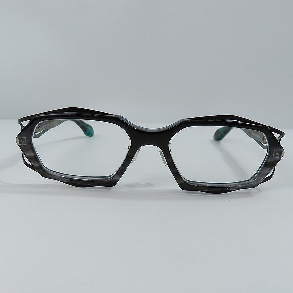 実際に弊社で買取させて頂いたLESS THAN HUMAN/レスザンヒューマン 眼鏡/メガネフレーム アイウェア Clockwork.O 9610Sの画像 1枚目