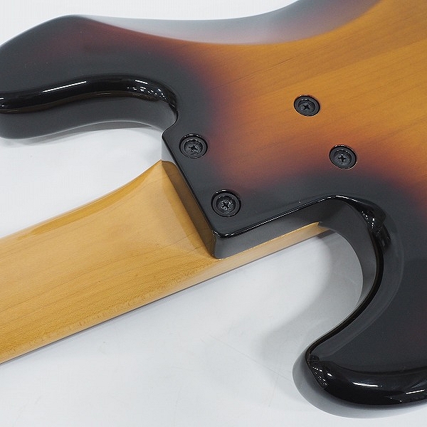 実際に弊社で買取させて頂いた★FGN/FUJIGEN/フジゲン Neo Classic ジャズベースType 5弦エレキベース ギグケース付 の画像 8枚目