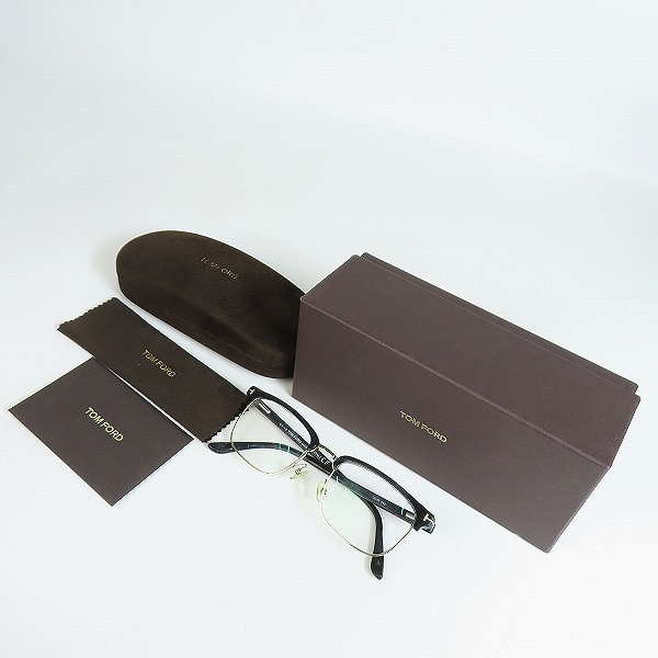 実際に弊社で買取させて頂いたTOMFORD/トムフォード 度入り 眼鏡/アイウェア TF5504の画像 9枚目