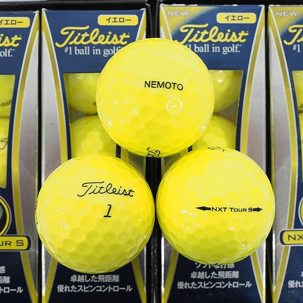 実際に弊社で買取させて頂いた【未使用/オウンネーム】Titleist/タイトリスト NXT TOUR S ゴルフボール イエロー 6スリーブ/計18個 の画像 1枚目