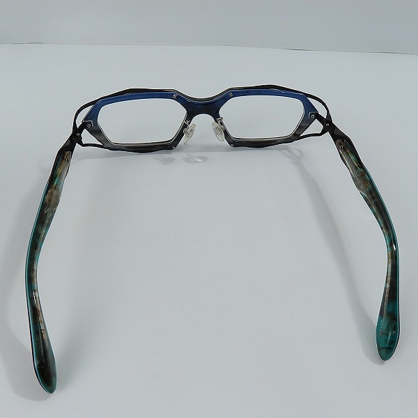 実際に弊社で買取させて頂いたLESS THAN HUMAN/レスザンヒューマン 眼鏡/メガネフレーム アイウェア Clockwork.O 9610Sの画像 3枚目