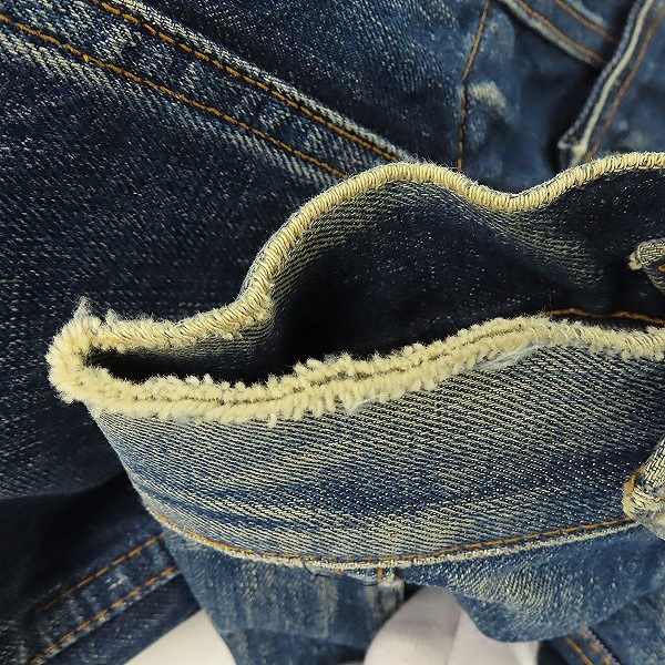 実際に弊社で買取させて頂いたLEVIS/リーバイス 刻印525 BigE 不均等V 4th ヴィンテージ/ビンテージ デニムジャケットの画像 8枚目