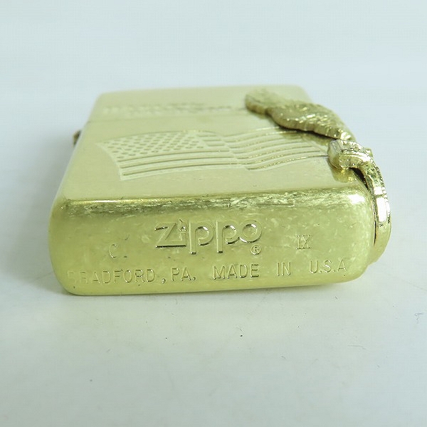 実際に弊社で買取させて頂いたZIPPO/ジッポー HARLEYDAVIDSON/ハーレーダビッドソン 星条旗 イーグルメタル貼り 1993年製の画像 3枚目