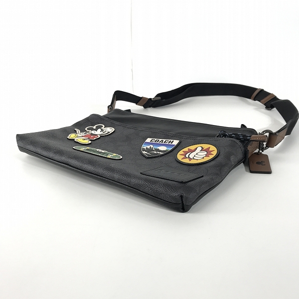 実際に弊社で買取させて頂いたCOACH×Disney/コーチ×ディズニー シグネチャー ショルダーバッグ 3842の画像 3枚目