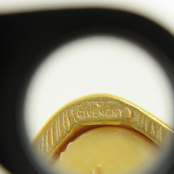 実際に弊社で買取させて頂いたGIVENCHY/ジバンシイ ロゴ/ストーン イヤリング ゴールドの画像 4枚目