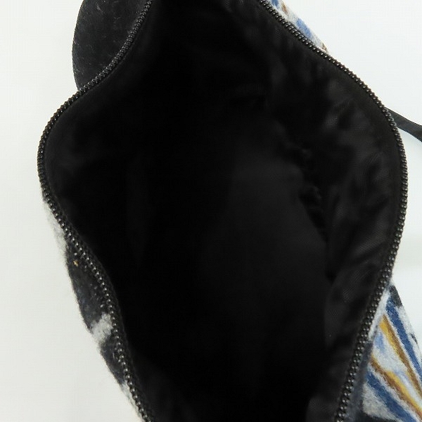 実際に弊社で買取させて頂いたPENDLETON/ペンドルトン ノルディック柄 ミニショルダーバッグの画像 3枚目