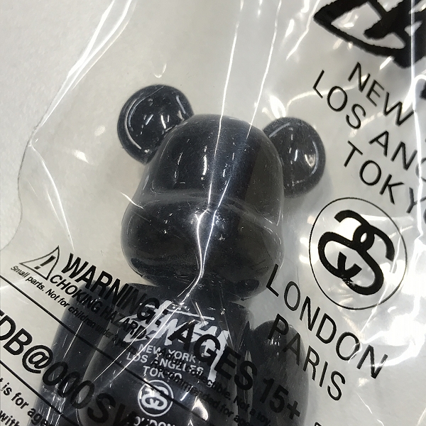 実際に弊社で買取させて頂いた【未開封】STUSSY×MEDICOM TOY/ステューシー×メディコムトイ BE@RBRICK/ベアブリック WORLD TOUR 100% ブラックの画像 2枚目