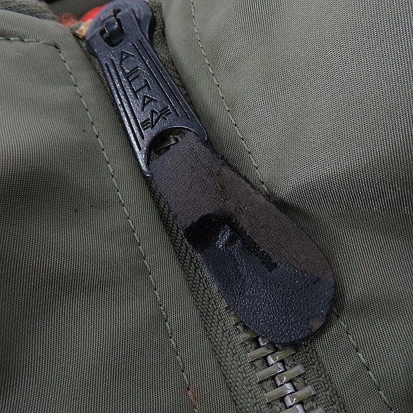 実際に弊社で買取させて頂いたALPHA INDUSTRIES/アルファインダストリーズ MA-1 リバーシブル フライトジャケット カーキ系/MIL-J-82790J Lの画像 8枚目
