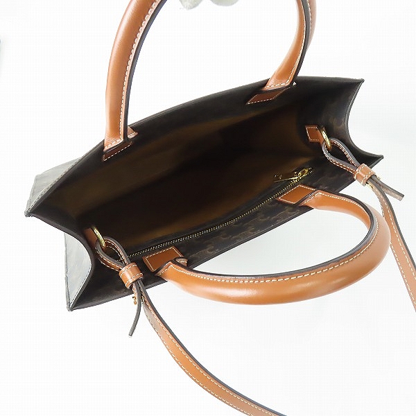 実際に弊社で買取させて頂いたCELINE/セリーヌ スモール バーティカルカバ トリオンフ 2way ショルダーバッグ/トートバッグ 191542BZKの画像 4枚目