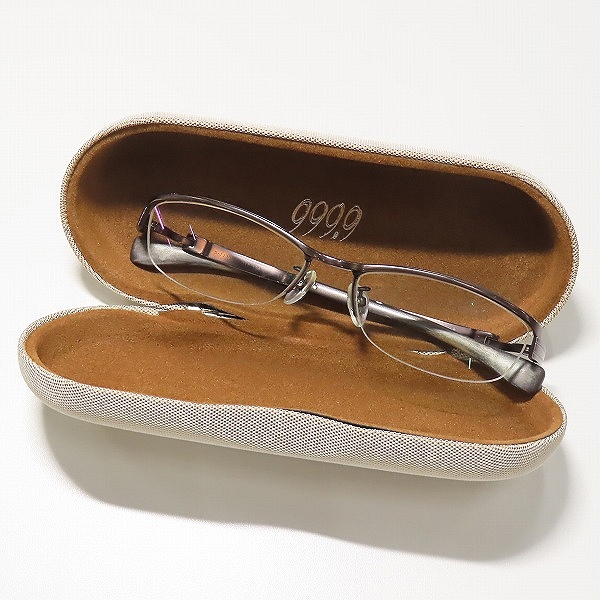 実際に弊社で買取させて頂いた999.9/フォーナインズ チタンメガネフレーム 眼鏡 S-111Tの画像 9枚目