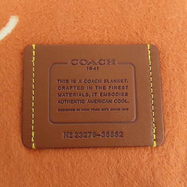 実際に弊社で買取させて頂いた【未使用】COACH/コーチ シグネチャー ブランケット 36862の画像 1枚目