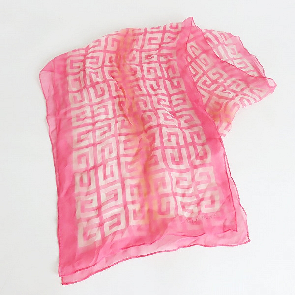 実際に弊社で買取させて頂いたGIVENCHY/ジバンシー GG柄 スカーフ