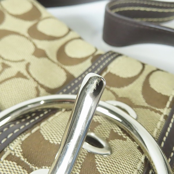 実際に弊社で買取させて頂いたCOACH/コーチ ショルダーバッグ/ハンドバッグ シグネチャー 10297の画像 5枚目