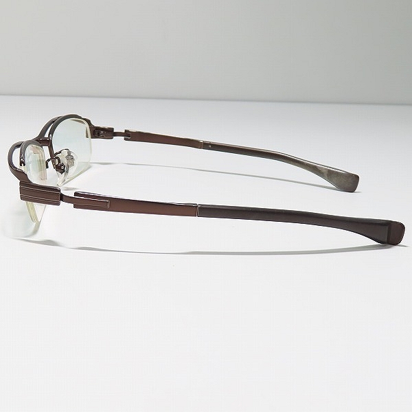 実際に弊社で買取させて頂いた999.9/フォーナインズ チタンメガネフレーム 眼鏡 S-111Tの画像 2枚目