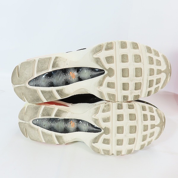 実際に弊社で買取させて頂いたNIKE×CARHARTT/ナイキ×カーハート AIR MAX 95 エアマックス95 スニーカー AV3866-001 /27の画像 2枚目