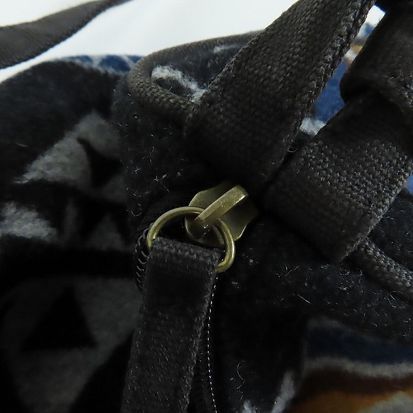 実際に弊社で買取させて頂いたPENDLETON/ペンドルトン ノルディック柄 ミニショルダーバッグの画像 6枚目