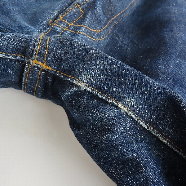 実際に弊社で買取させて頂いたLEVI'S/リーバイス 501XX 復刻 刻印555 ビッグE 赤耳 米国製 デニムパンツ 47501-0117/W33L36の画像 6枚目
