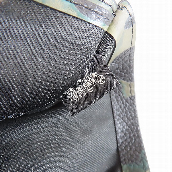 実際に弊社で買取させて頂いたCOACH/コーチ カモ柄 二つ折り財布/ウォレットの画像 7枚目