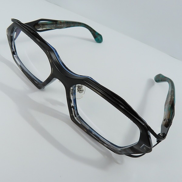 実際に弊社で買取させて頂いたLESS THAN HUMAN/レスザンヒューマン 眼鏡/メガネフレーム アイウェア Clockwork.O 9610S