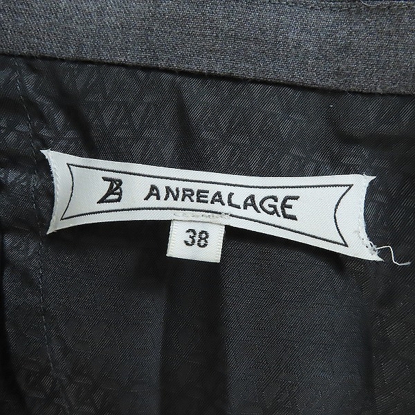 実際に弊社で買取させて頂いたANREALAGE/アンリアレイジ 18SS TAPING GATHER TAILORED JACKET テーピング ギャザー テーラードジャケット/38の画像 2枚目