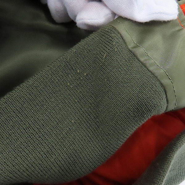 実際に弊社で買取させて頂いたALPHA INDUSTRIES/アルファインダストリーズ MA-1 リバーシブル フライトジャケット カーキ系/MIL-J-82790J Lの画像 6枚目