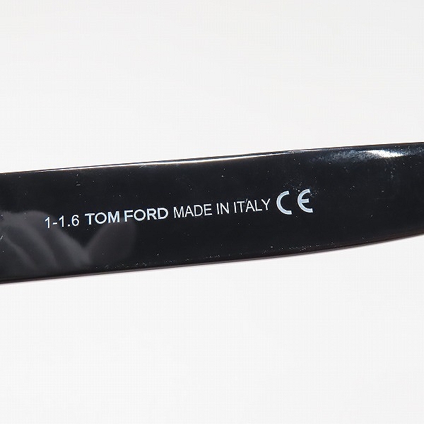 実際に弊社で買取させて頂いたTOM FORD/トムフォード 眼鏡/メガネフレーム アイウェア TF5040 B5の画像 5枚目