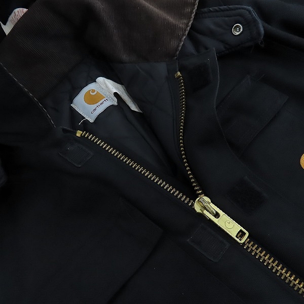 実際に弊社で買取させて頂いたCarhartt/カーハート USA製 Arctic Traditional Coat/カバーオール キルトライニング ダック地 ジャケット/Mの画像 5枚目