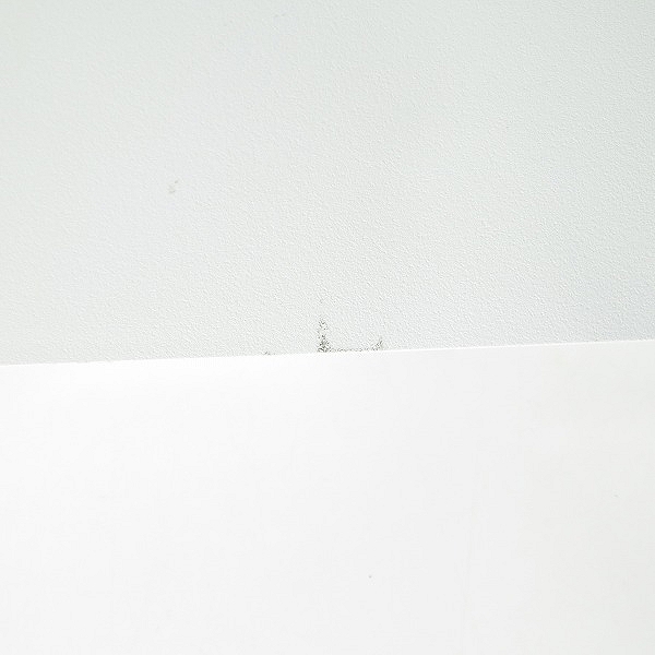 実際に弊社で買取させて頂いたSONY/ソニー PlayStation 4/PS4/プレイステーション4 1TB 本体のみ CUH-2200B グレイシャー・ホワイト【簡易動作確認済】の画像 7枚目