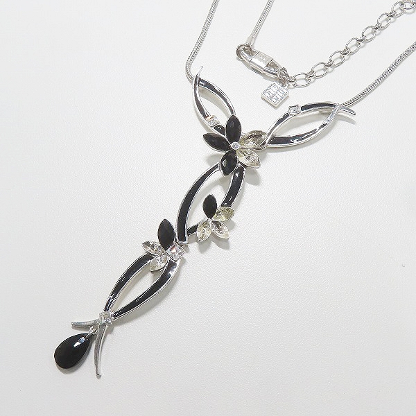 実際に弊社で買取させて頂いたGIVENCHY/ジバンシィ フラワードロップ ネックレス