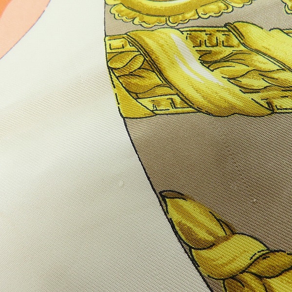 実際に弊社で買取させて頂いたCELINE/セリーヌ 宝石柄総柄 大判ストール の画像 5枚目