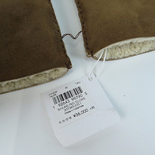 実際に弊社で買取させて頂いた【未使用】COACH/コーチ ムートン手袋/F75939/Mの画像 8枚目