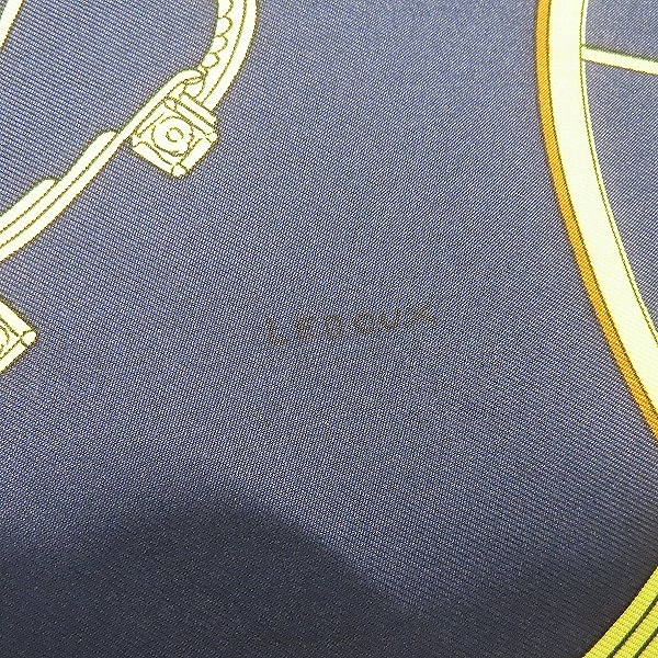 実際に弊社で買取させて頂いたHERMES/エルメス カレ90 SPRINGS/ スプリング LEDOUX 大判ストールの画像 2枚目