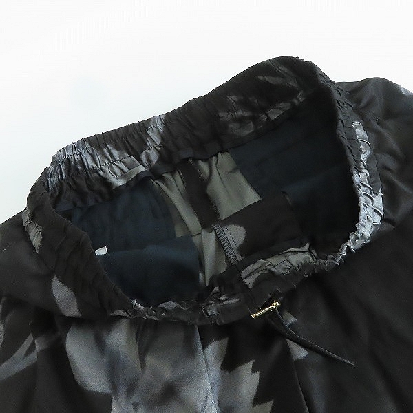 実際に弊社で買取させて頂いたPaul Smith/ポールスミス フラワー柄 ナイロン混イージーパンツ Mの画像 2枚目