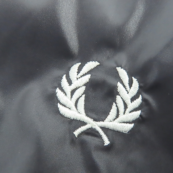 実際に弊社で買取させて頂いたFRED PERRY/フレッドペリー ブルゾン ジャケット F2070/Mの画像 5枚目