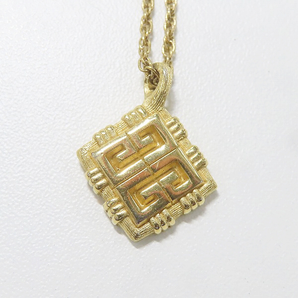 実際に弊社で買取させて頂いたGIVENCHY/ジバンシィ 4Gスクエアロゴ ネックレス ゴールドの画像 1枚目
