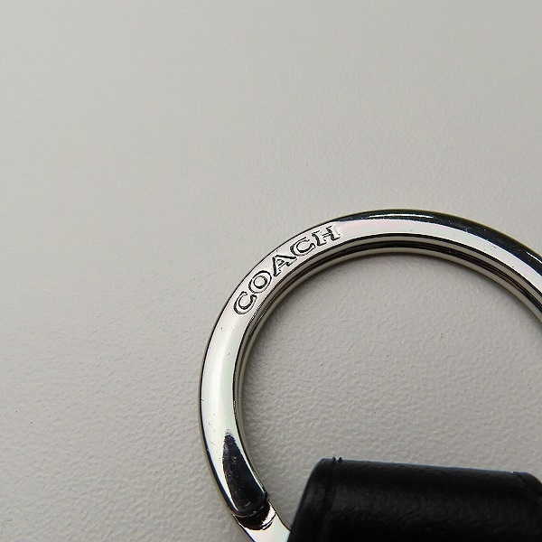 実際に弊社で買取させて頂いたCOACH/コーチ レザー ロゴ キーチェーンの画像 3枚目