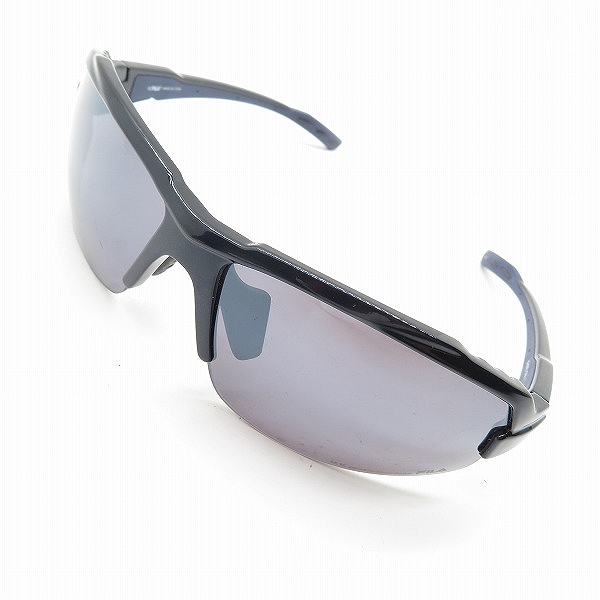 実際に弊社で買取させて頂いたFILA/フィラ スポーツ サングラス SF4537J