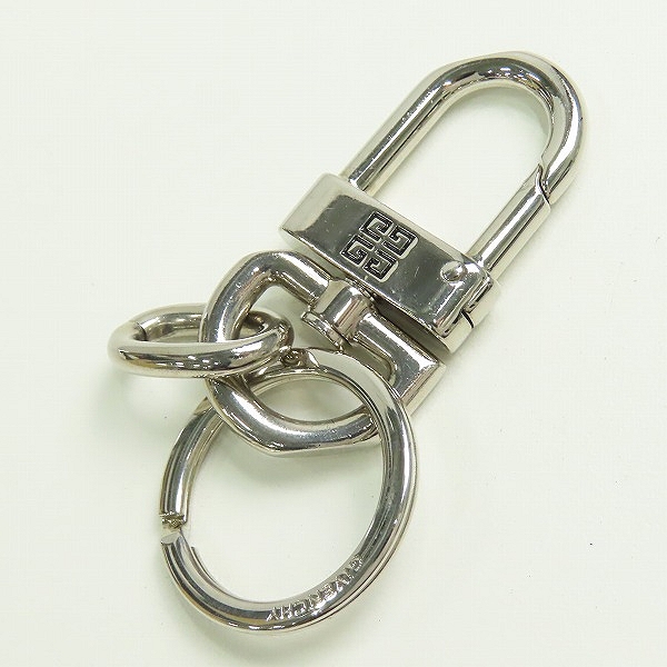 実際に弊社で買取させて頂いたGIVENCHY/ジバンシィ ロゴ キーリング