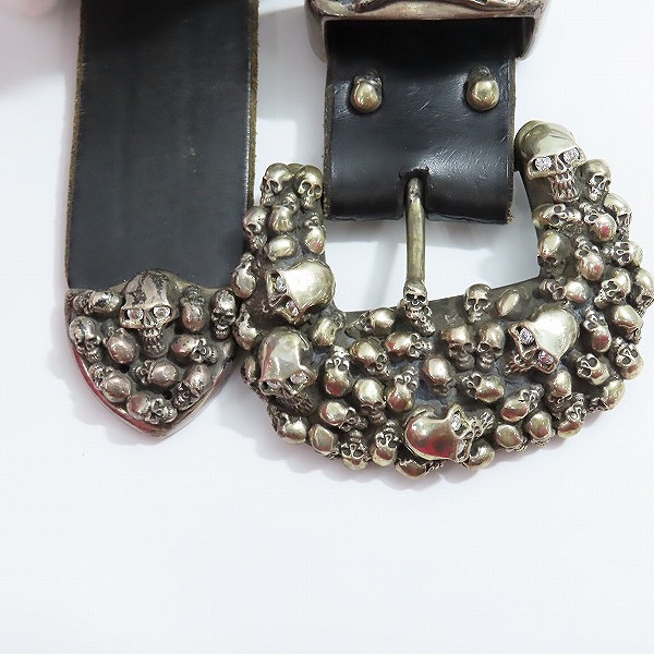 実際に弊社で買取させて頂いたSTANLEY GUESS/スタンリーゲス 1ピースレザーベルトw/4ピーススカルバックルセット スカルアイの画像 1枚目