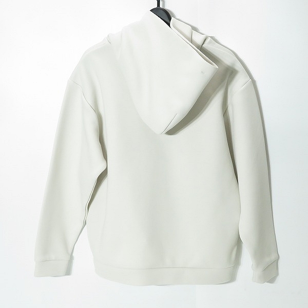 実際に弊社で買取させて頂いた(1)UNITED ARROWS/ユナイテッドアローズ green label relaxing ソフトダンボール フーディ パーカー 3212-175-2832 /Mの画像 1枚目