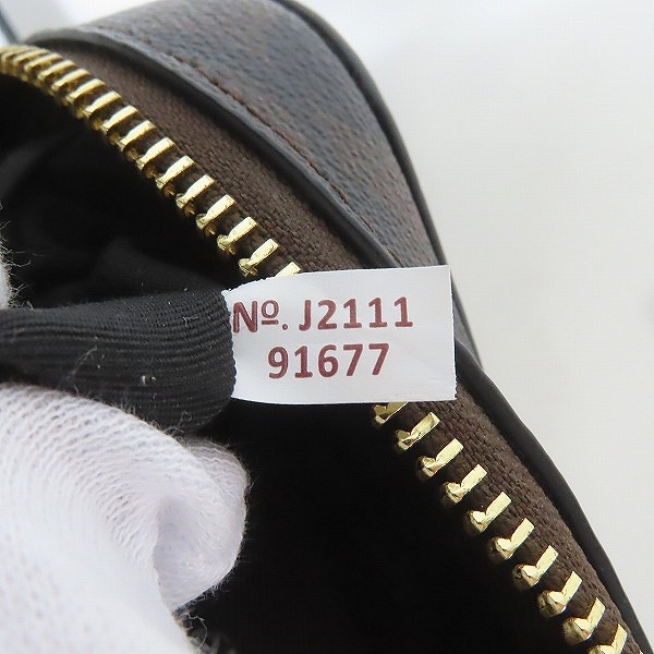 実際に弊社で買取させて頂いたCOACH/コーチ シグネチャー PVC×レザー ショルダーバッグ/カメラバッグ 91677 の画像 6枚目