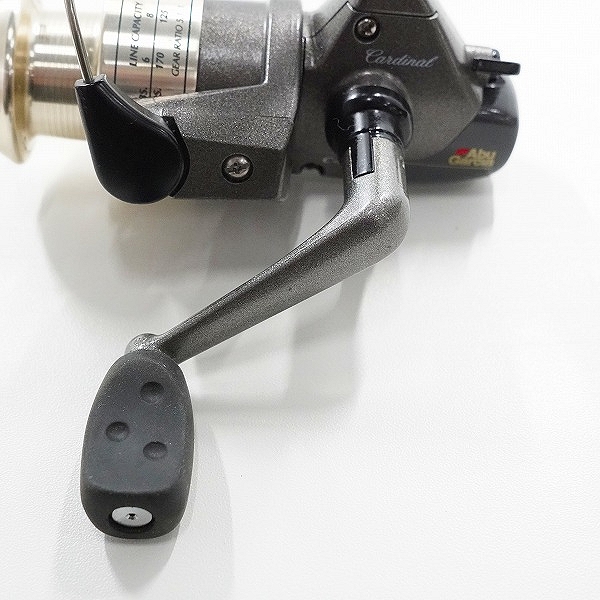 実際に弊社で買取させて頂いた【難あり】AbuGarcia/アブガルシア Cardinal C-3F カーディナル スピニングリール 箱付きの画像 6枚目
